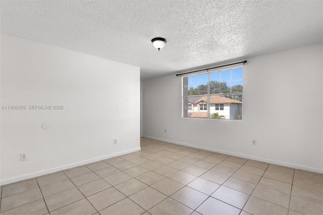 3364 NW 197th Ter, Miami Gardens, FL 33056