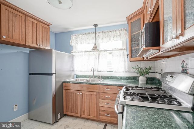 68 ALDEN AVE, Delran, NJ 08075