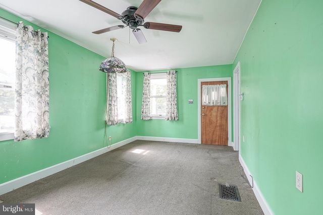 68 ALDEN AVE, Delran, NJ 08075