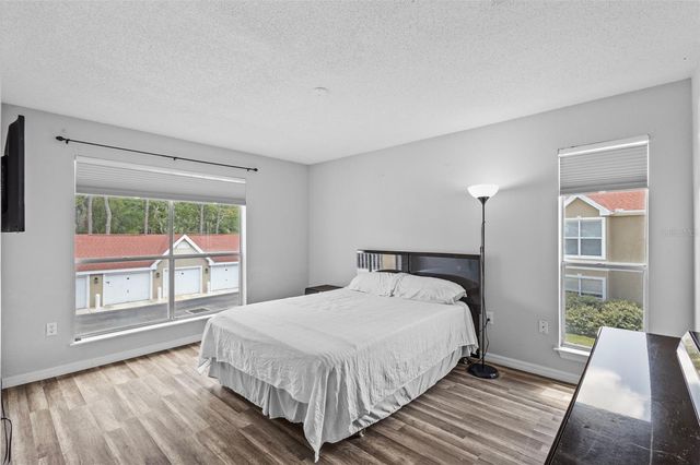 9481 HIGHLAND OAK DRIVE 305, Tampa, FL 33647