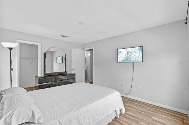 9481 HIGHLAND OAK DRIVE 305, Tampa, FL 33647