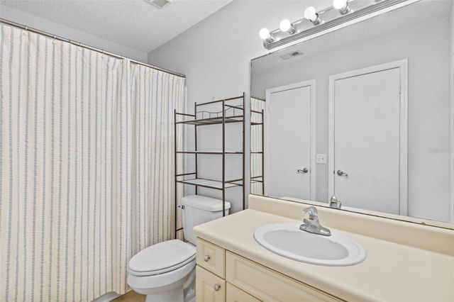 9481 HIGHLAND OAK DRIVE 305, Tampa, FL 33647