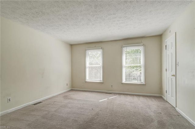 4905 Carlisle MEWS, Williamsburg, VA 23188
