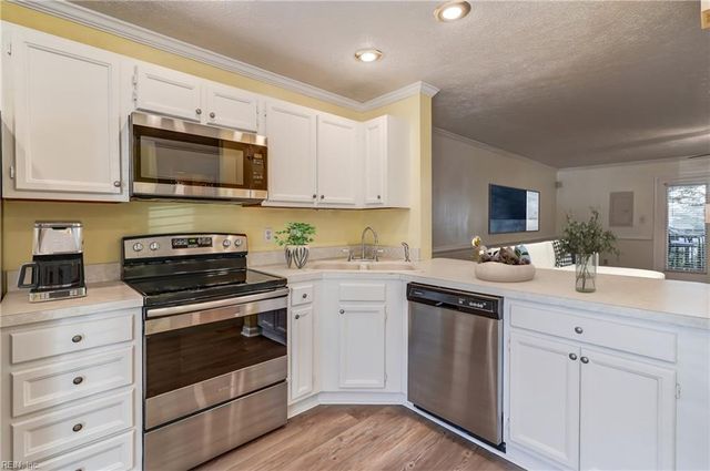 4905 Carlisle MEWS, Williamsburg, VA 23188