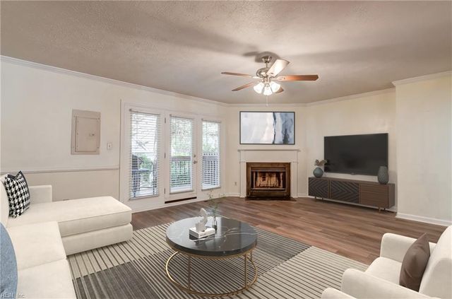 4905 Carlisle MEWS, Williamsburg, VA 23188