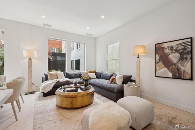 991 Dolores Street, San Francisco, CA 94110