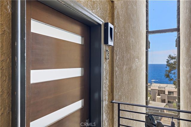 694 N Coast 3, Laguna Beach, CA 92651