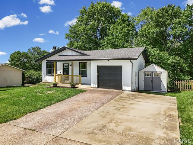 250 Valley View Ridge Drive, Valley Park, MO 63088