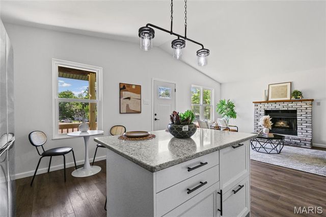 250 Valley View Ridge Drive, Valley Park, MO 63088
