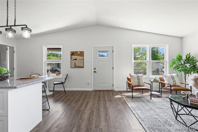 250 Valley View Ridge Drive, Valley Park, MO 63088
