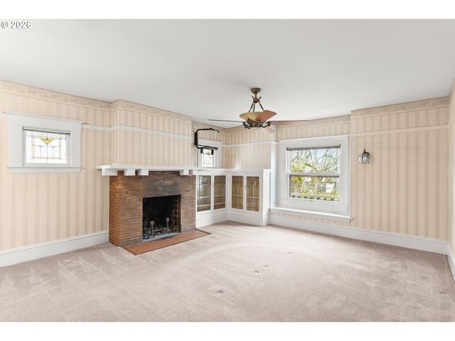 2936 Se TAYLOR St, Portland, OR 97214