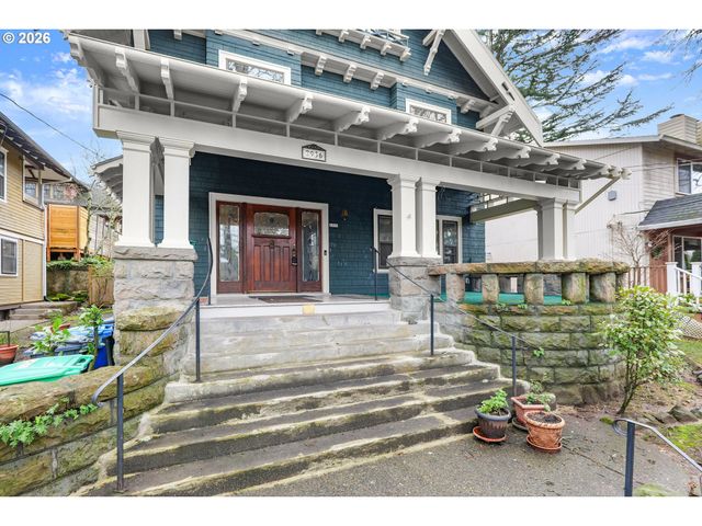2936 Se TAYLOR St, Portland, OR 97214