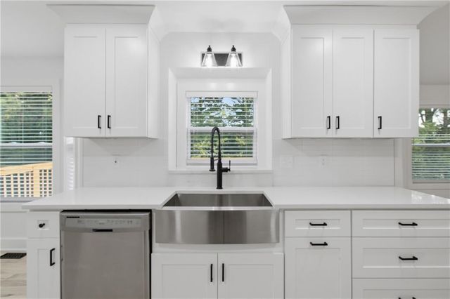 230 Pinebridge Court, Johns Creek, GA 30022