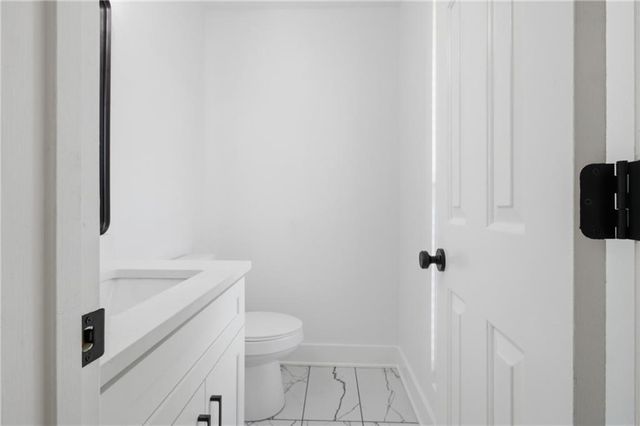 230 Pinebridge Court, Johns Creek, GA 30022