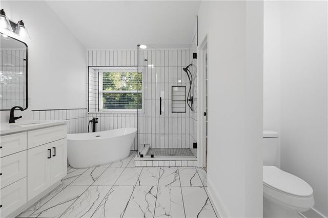 230 Pinebridge Court, Johns Creek, GA 30022