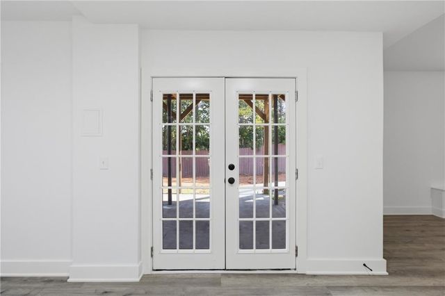 230 Pinebridge Court, Johns Creek, GA 30022
