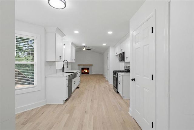 230 Pinebridge Court, Johns Creek, GA 30022