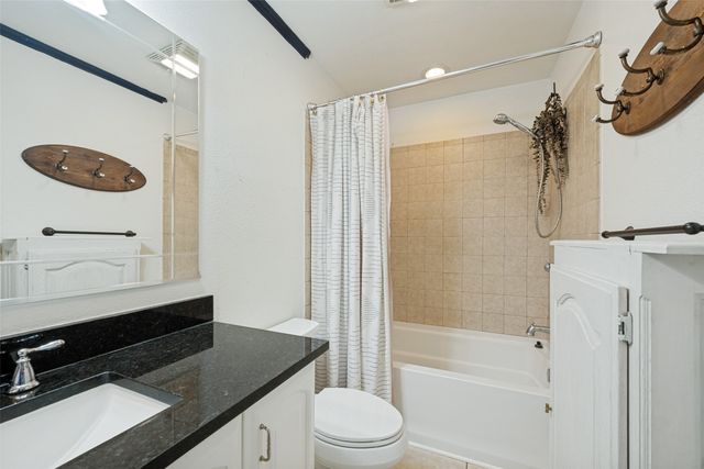 1808 Willow Vale Drive, Fort Worth, TX 76134