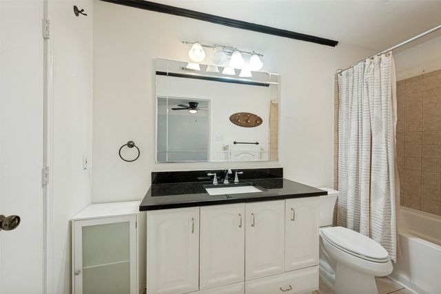 1808 Willow Vale Drive, Fort Worth, TX 76134