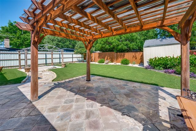 1808 Willow Vale Drive, Fort Worth, TX 76134