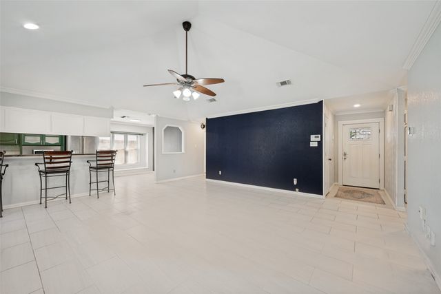 1808 Willow Vale Drive, Fort Worth, TX 76134