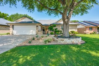 1808 Willow Vale Drive, Fort Worth, TX 76134