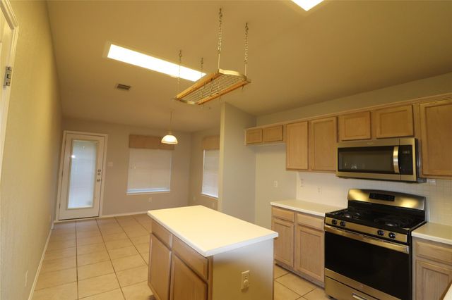 2820 Single Trace CT, Austin, TX 78728