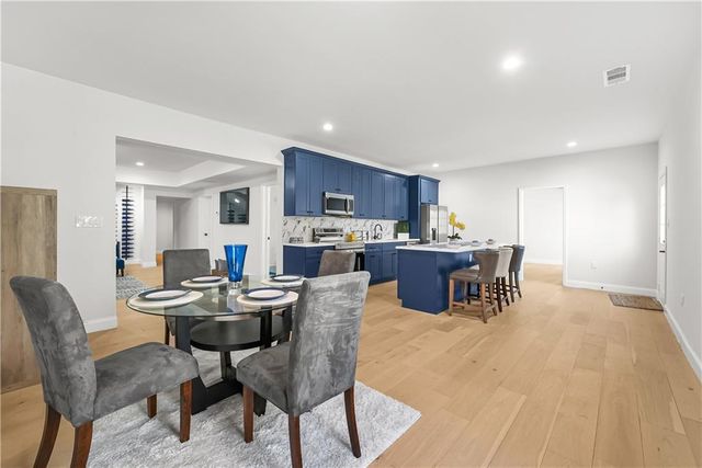 5705 Registry Oaks SE Lane, Mableton, GA 30126