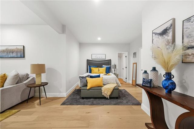 5705 Registry Oaks SE Lane, Mableton, GA 30126