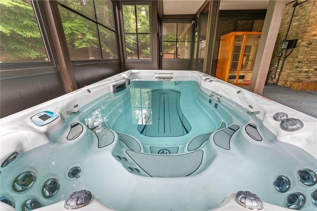 5705 Registry Oaks SE Lane, Mableton, GA 30126