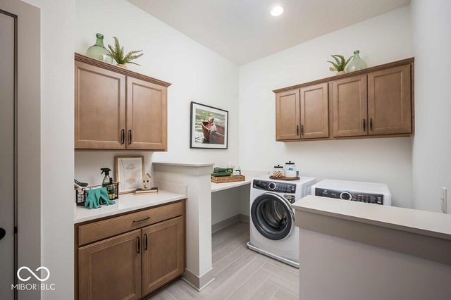 15943 Vitalize Run, Fishers, IN 46040