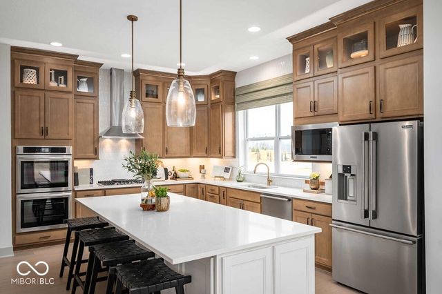 15943 Vitalize Run, Fishers, IN 46040