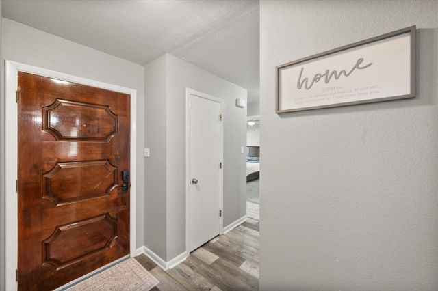 1409 Sundale Street, Ennis, TX 75119