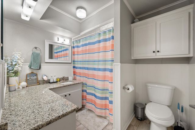 1409 Sundale Street, Ennis, TX 75119