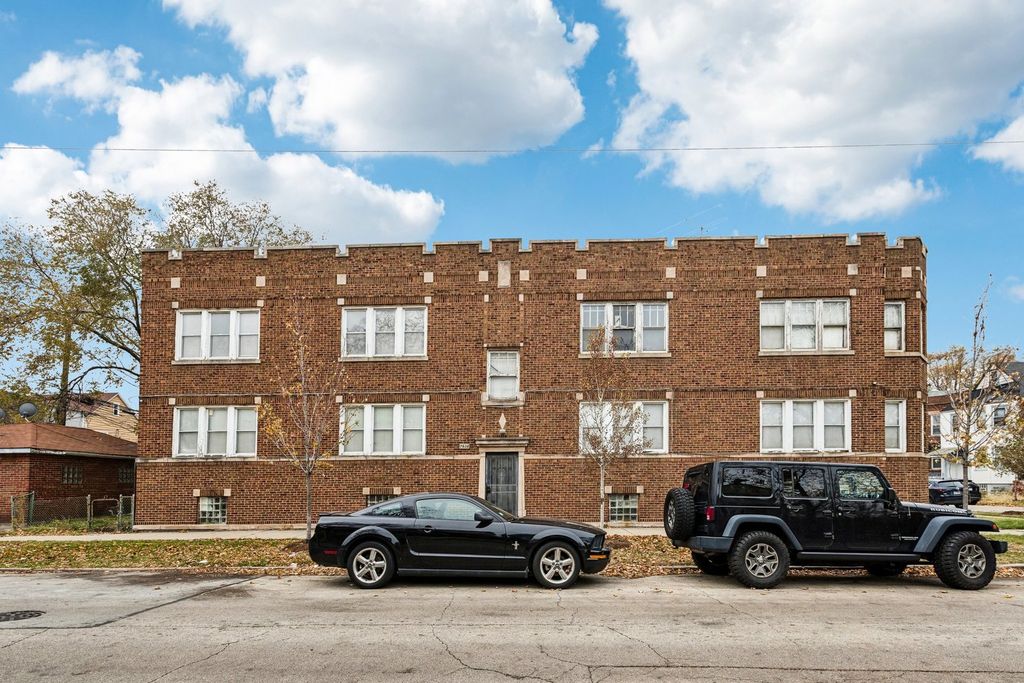 3057 E 79th Place, Chicago, IL 60617