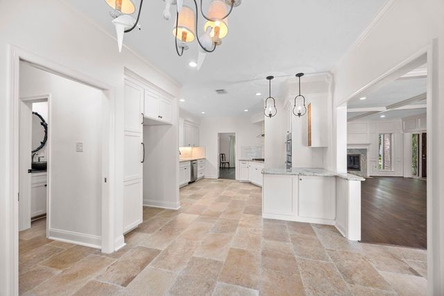 15742 Walkwood Drive, Houston, TX 77079