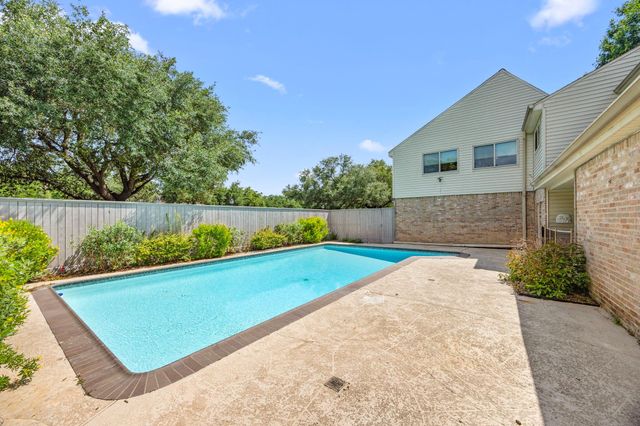 15742 Walkwood Drive, Houston, TX 77079