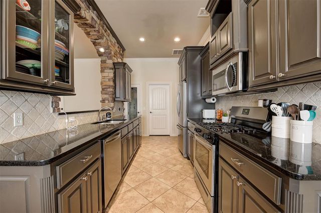 1108 Lanie Lane, Moore, OK 73160