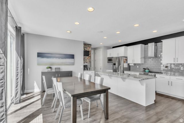 9732 S CALDERA LN, South Jordan, UT 84095