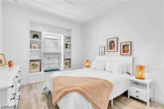 8911 Cappello CT, Naples, FL 34119