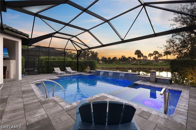 8911 Cappello CT, Naples, FL 34119