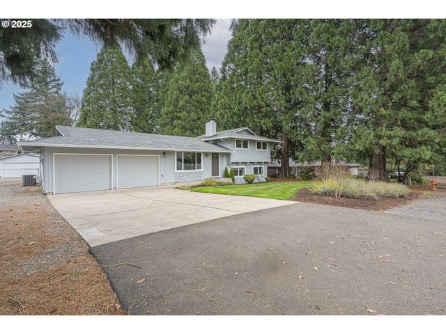 19446 MEYERS Rd, Oregon City, OR 97045