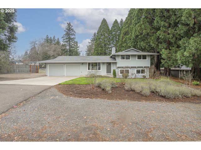 19446 MEYERS Rd, Oregon City, OR 97045