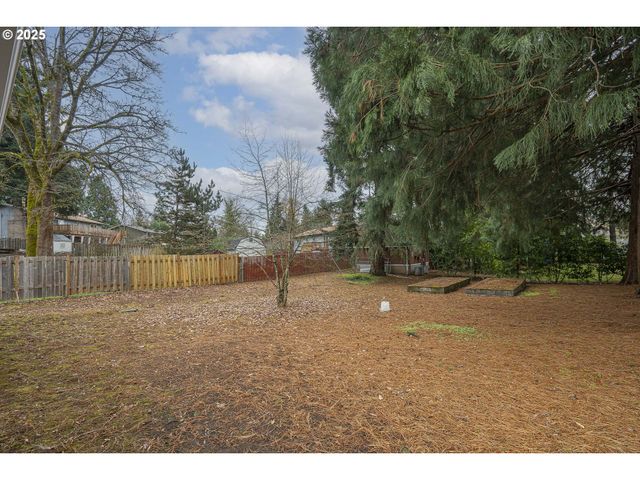 19446 MEYERS Rd, Oregon City, OR 97045