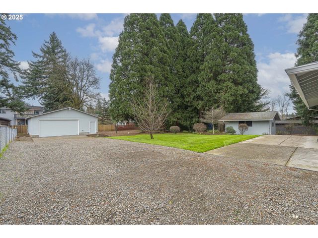 19446 MEYERS Rd, Oregon City, OR 97045
