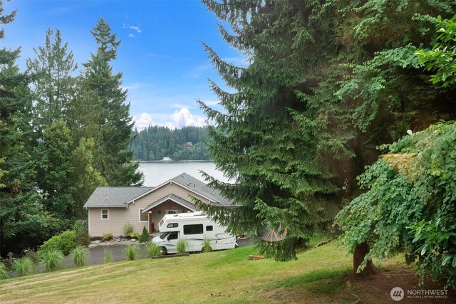 8087 Lars Drive NE, Bremerton, WA 98311