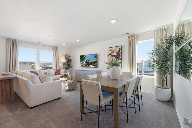 825 Steptoe View Ln, Cheney, WA 99004