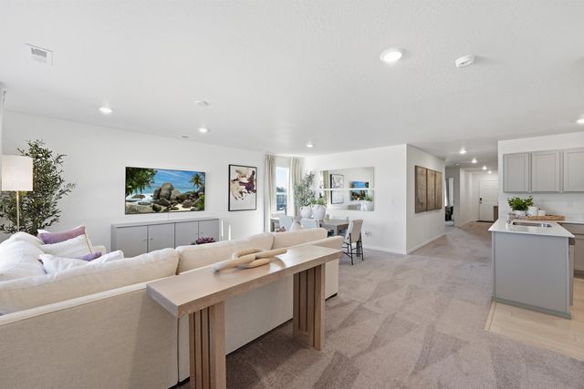 825 Steptoe View Ln, Cheney, WA 99004