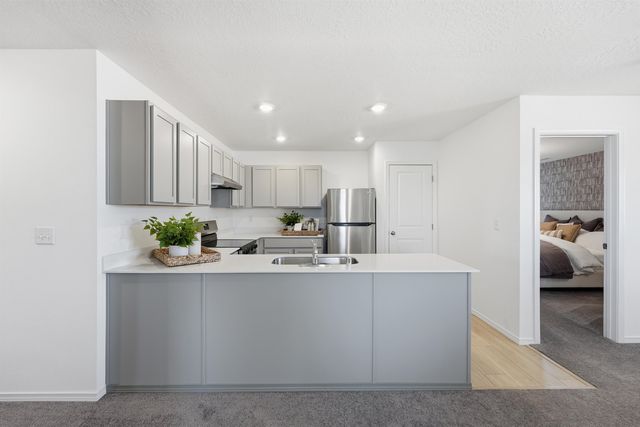 825 Steptoe View Ln, Cheney, WA 99004