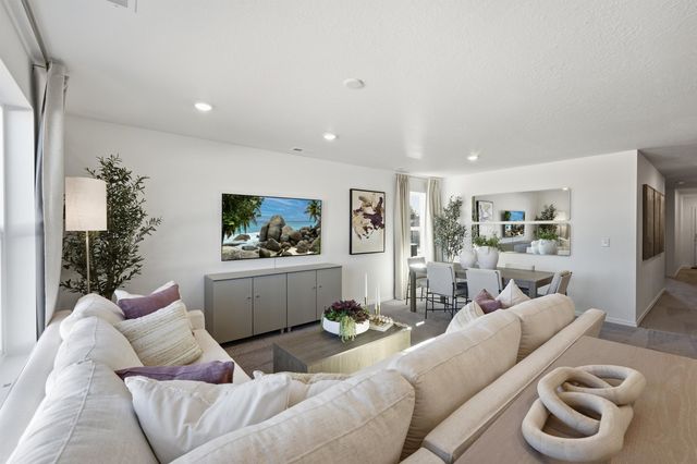 825 Steptoe View Ln, Cheney, WA 99004